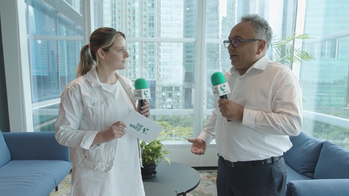 Utsav Baijal, Apollo Partner and member of the Hybrid Value team, featured in the 9@9 video series, holds a green microphone and shares personal insights and leadership perspective from Apollo’s Mumbai office.